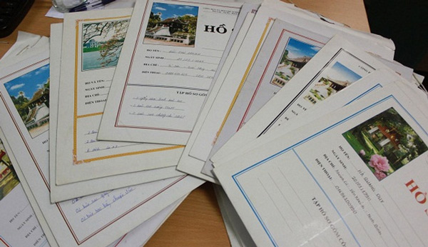 Làm giả hồ sơ không chỉ khiến bạn trượt visa mà lần sau muốn xin lại cũng khó Làm giả hồ sơ không chỉ khiến bạn trượt visa mà lần sau muốn xin lại cũng khó